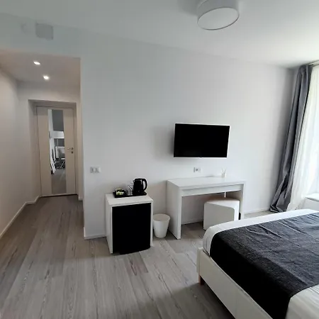 Osilo Rooms 3*