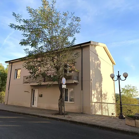 Osilo Rooms بيت ضيافة Osilo